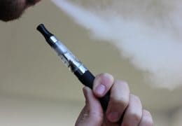 e-cigarette-1301664_960_720